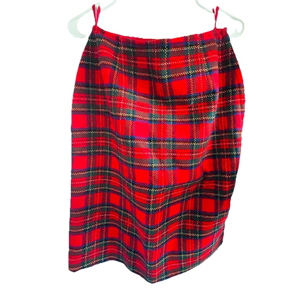 Pendleton Skirt Vintage Women’s Size 12 Virgin Wool Red Plaid 27” Waist 23” Long